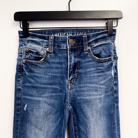 American Eagle | Hi-Rise Jegging Jeans Distressed Blue | 00 Short - Picture 2 of 10